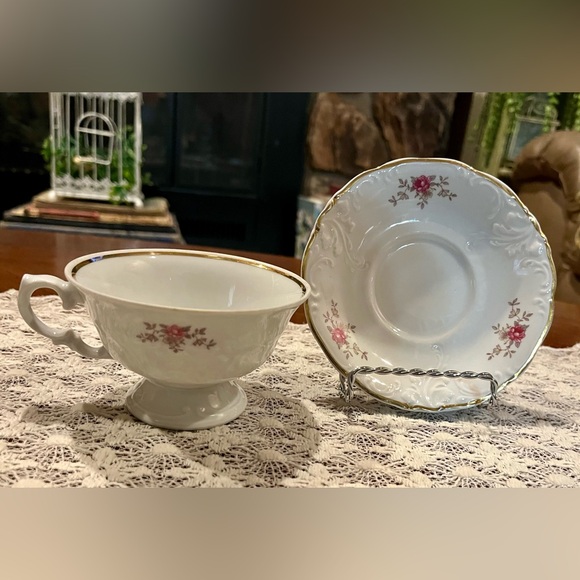 3 Sets of Wawel Pink Tea Rose Tea Cups and Saucers Made in Poland - Picture 2 of 12